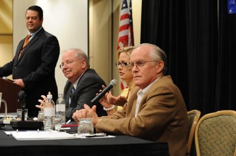 (from left to right) Jason Bagley, House Speaker Andy Tobin, Senator Kyrsten Sinema, & President-elect Steve Pierce